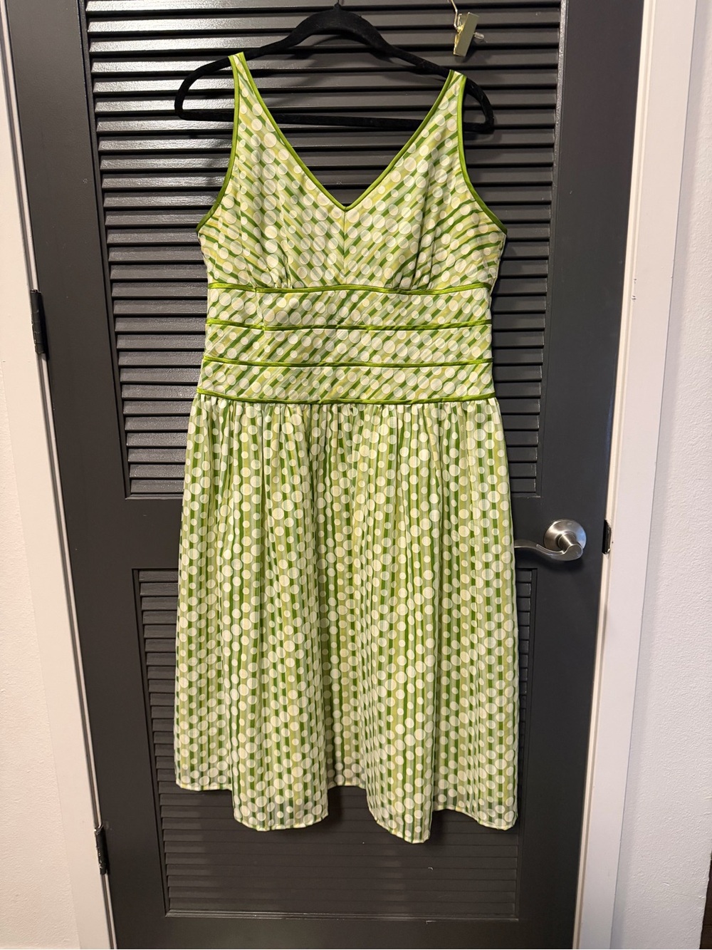 Vintage style dress size 14 sleeveless